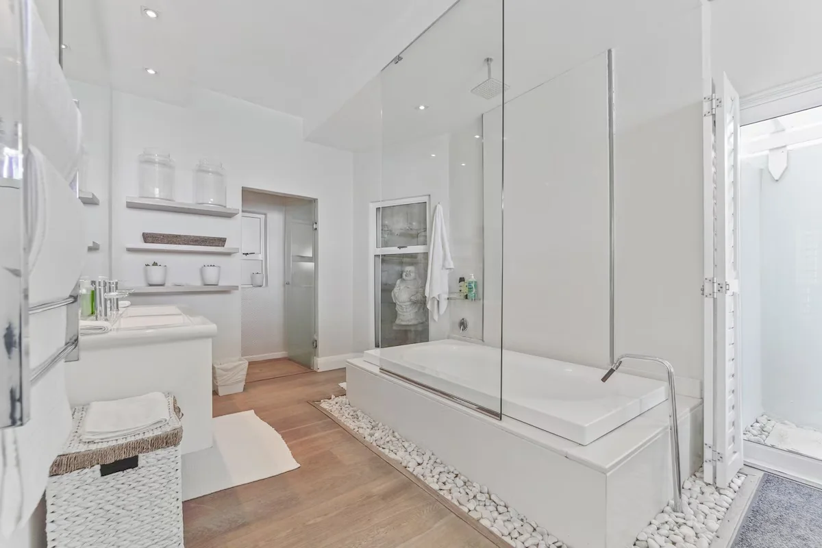 Spacious white bathroom